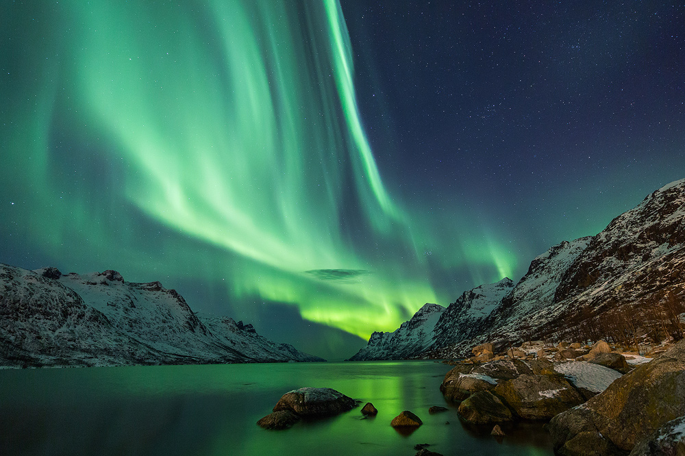 The Aurora Australis: Antarctica’s Natural Light Show Explained
